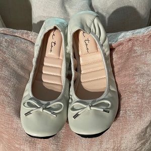 Me Too Flat Ballet Shoes